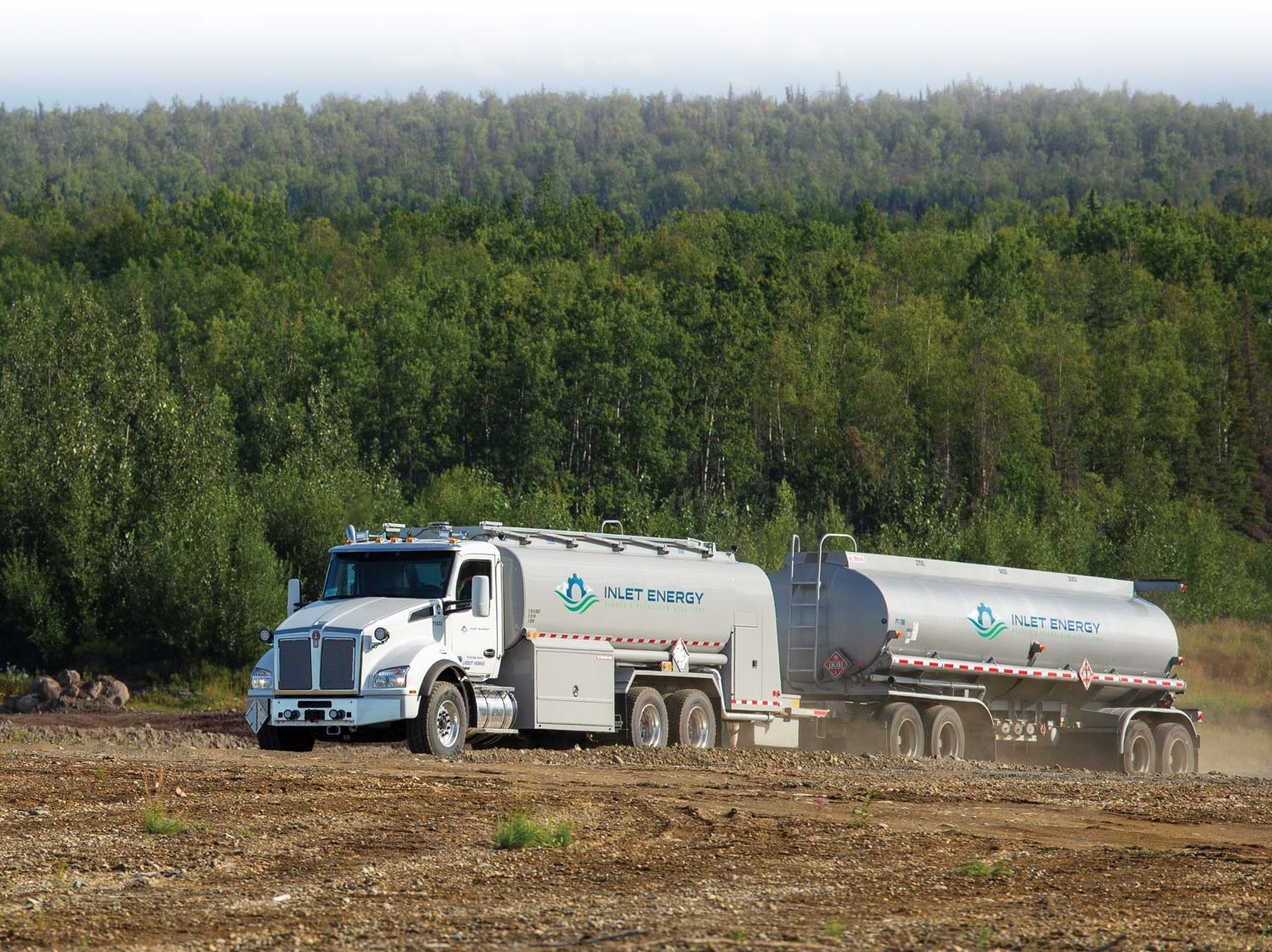 Distribution tanker traveling