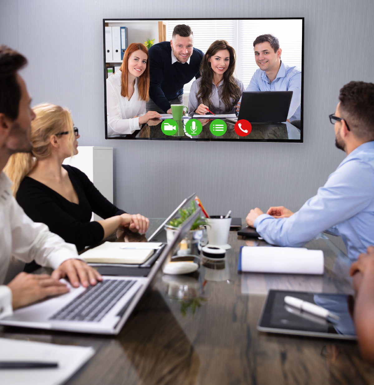 The pandemic is driving the trend of businesses moving into a remote