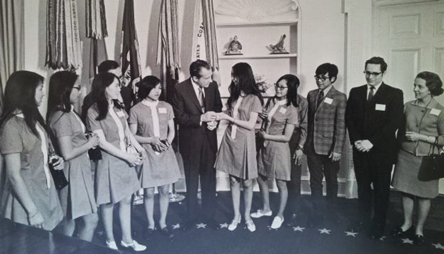 Unalakleet high school students meet with President Richard Nixon in the Oval Office