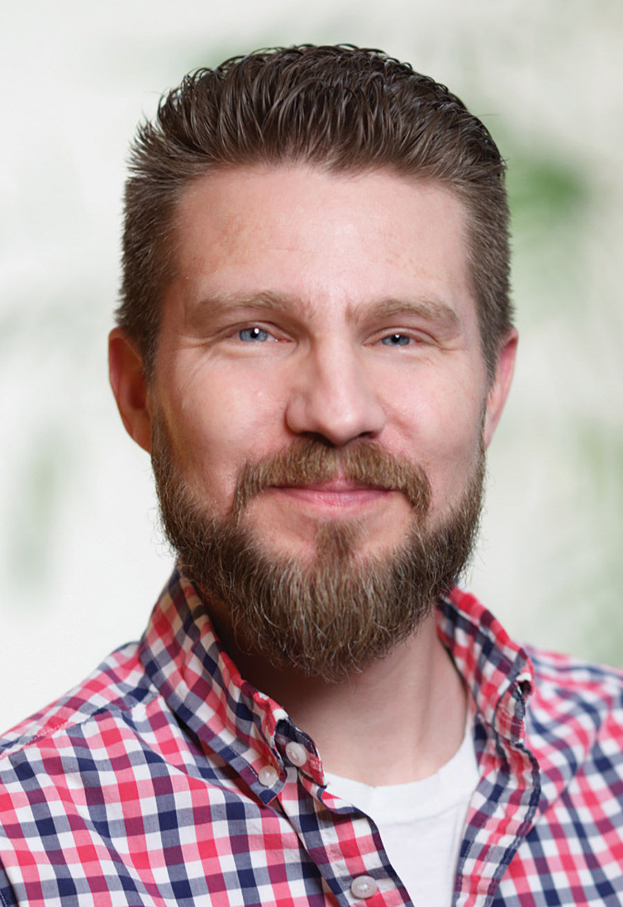 Headshot of Josh Crowe