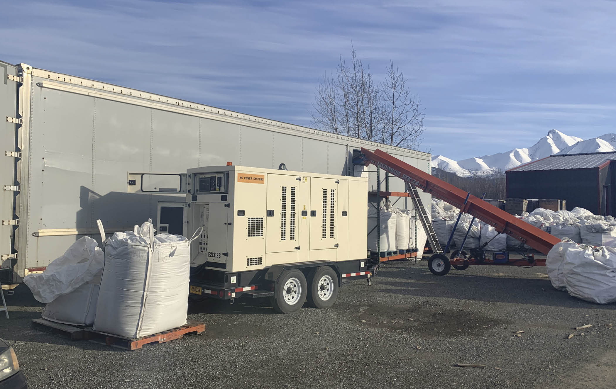 Hecla’s Greens Creek Mine, Northern Star Resources’ Pogo Mine, and Coeur’s Kensington Mine are all underground mines in Alaska The processing trailer plugs into a mobile generator to drive the conveyor