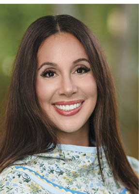 Miriam Aarons headshot