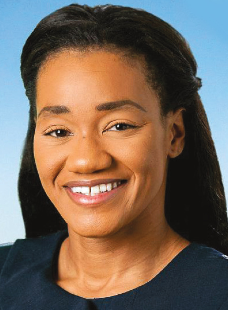 Andrea Canfield headshot