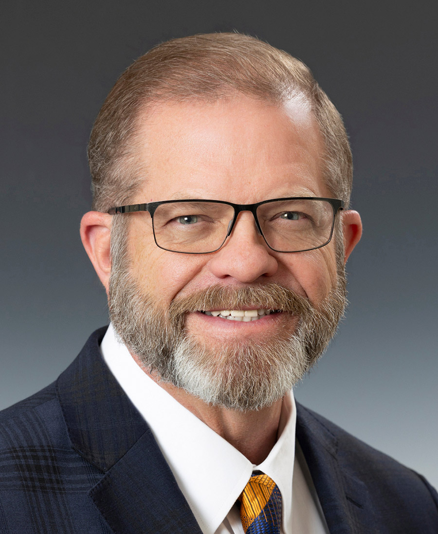 Mark Roberts headshot
