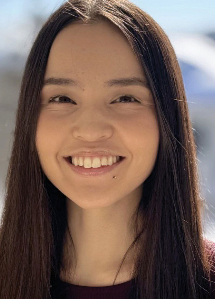 Carissa Larson headshot