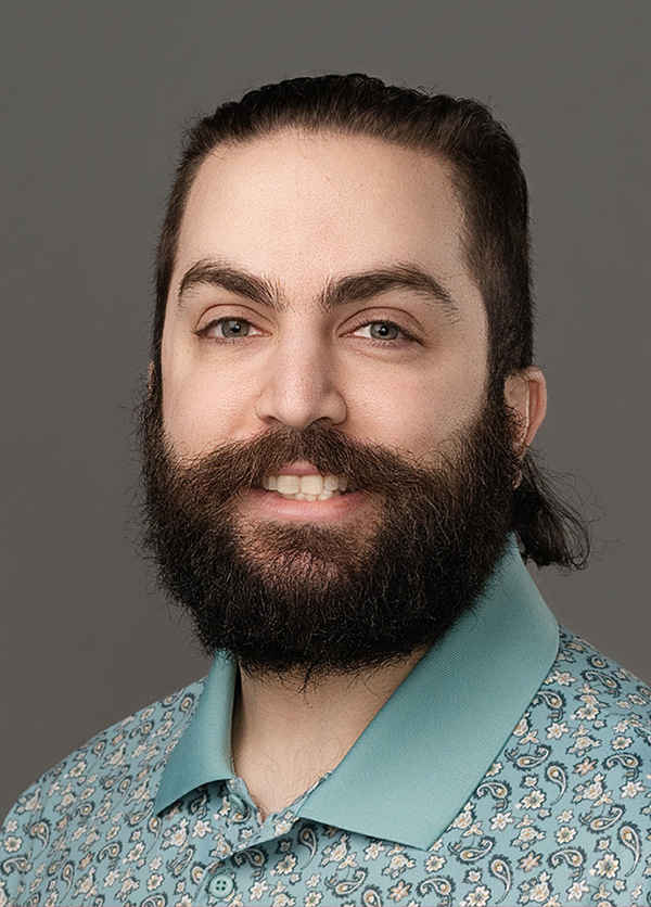Aryan Azarsepandan headshot